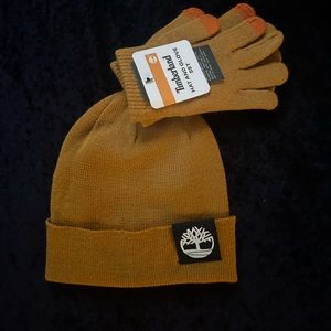 Kids Timberland hat and glove set